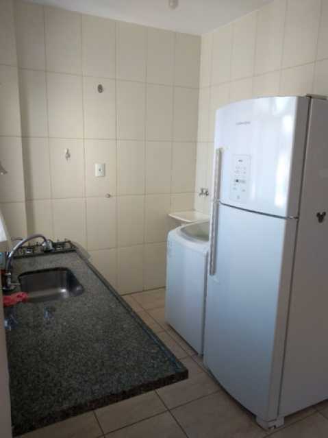 Apartamento à venda com 2 quartos, 60m² - Foto 3