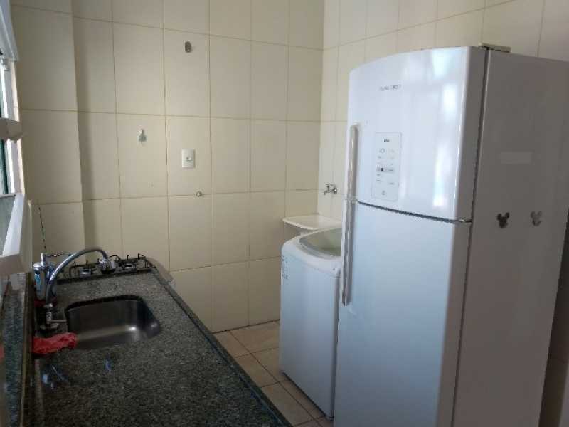 Apartamento à venda com 2 quartos, 60m² - Foto 4