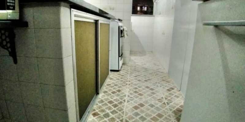 Apartamento à venda com 2 quartos, 60m² - Foto 9