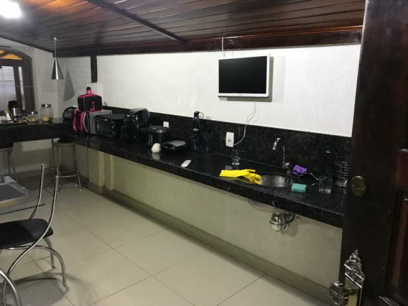 Casa de Condomínio à venda com 3 quartos, 380m² - Foto 8