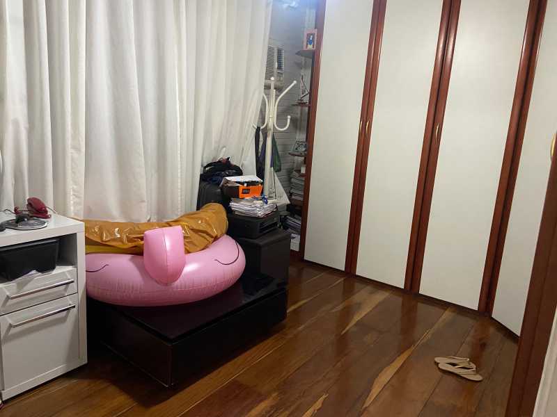 Casa de Condomínio à venda com 3 quartos, 380m² - Foto 13