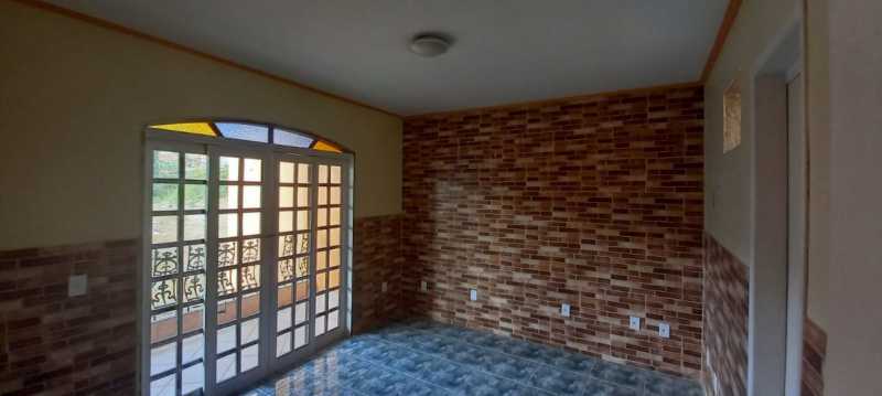 Casa à venda com 3 quartos, 200m² - Foto 15