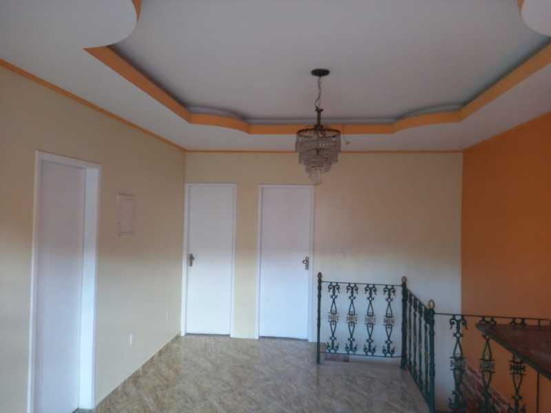 Casa à venda com 3 quartos, 200m² - Foto 19