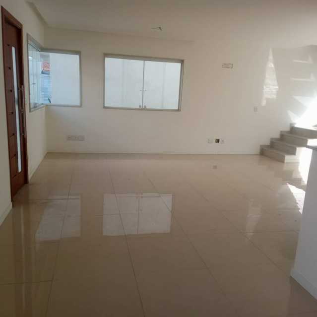 Casa de Condomínio à venda com 3 quartos, 124m² - Foto 12