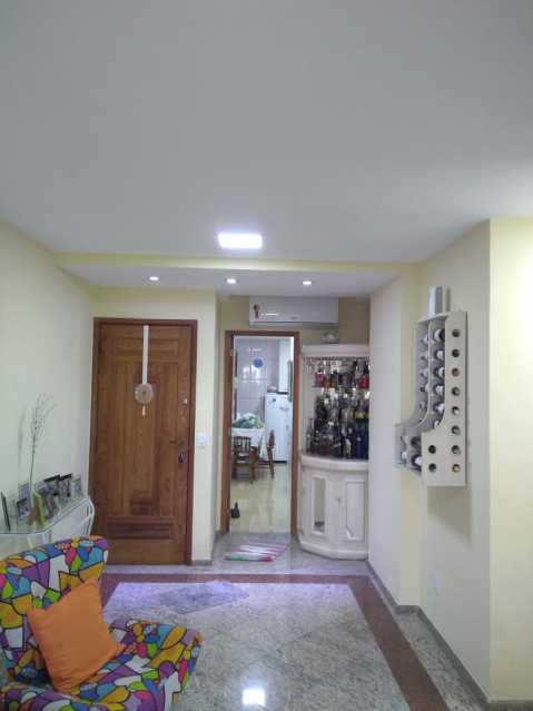 Apartamento à venda com 4 quartos, 104m² - Foto 8