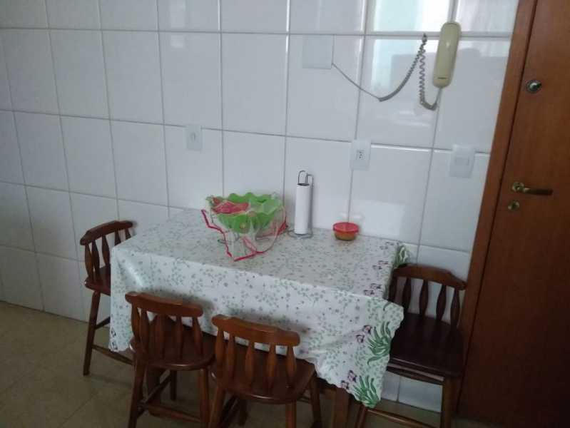 Apartamento à venda com 4 quartos, 104m² - Foto 24