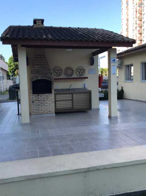 Apartamento à venda com 3 quartos, 50m² - Foto 3