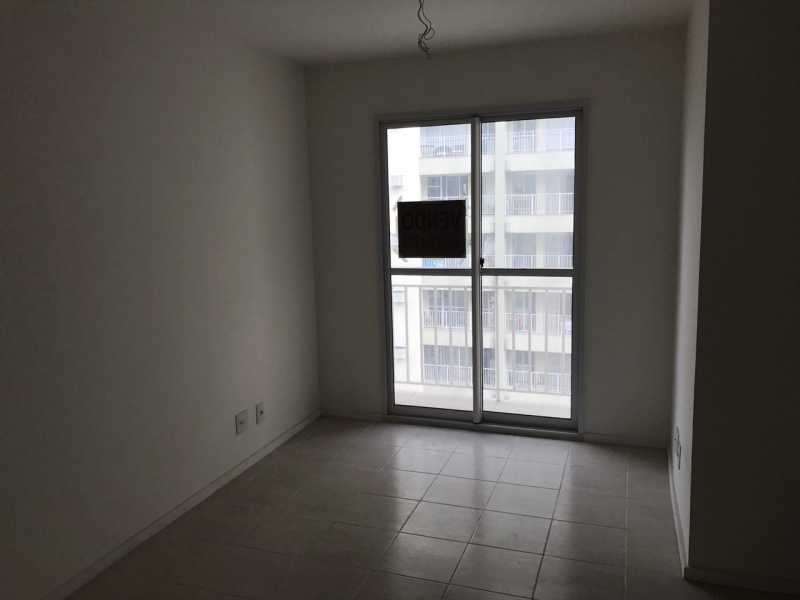 Apartamento à venda com 3 quartos, 50m² - Foto 19