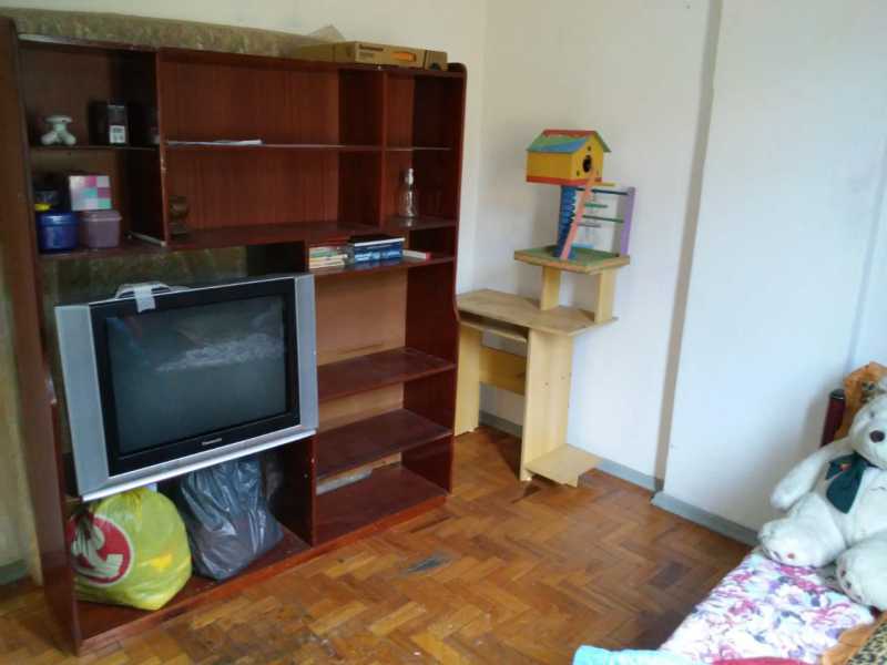 Apartamento à venda com 2 quartos, 68m² - Foto 4