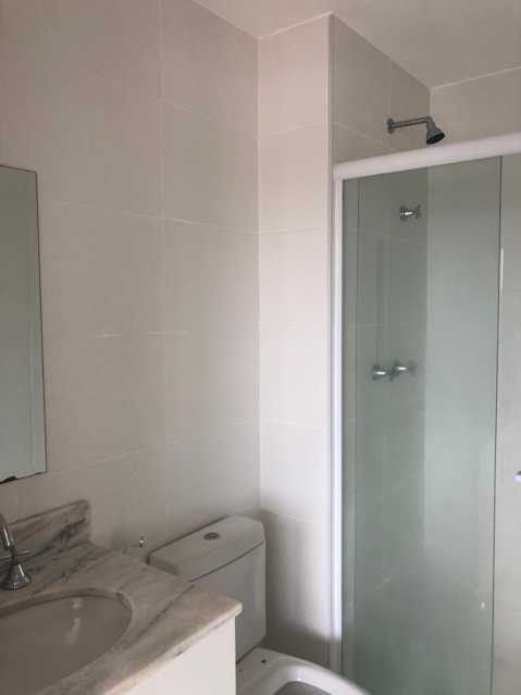 Apartamento à venda com 2 quartos, 64m² - Foto 5