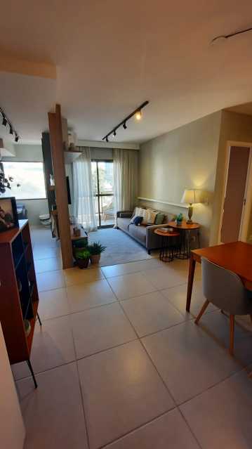 Apartamento à venda com 2 quartos, 56m² - Foto 19