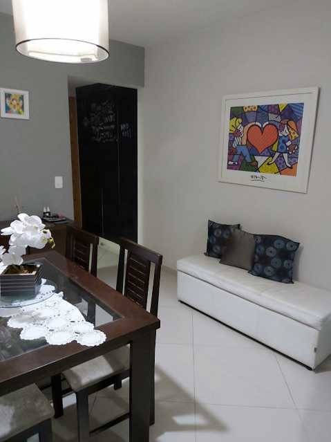 Apartamento à venda com 2 quartos, 69m² - Foto 4