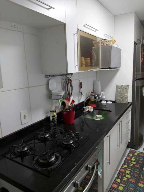 Apartamento à venda com 2 quartos, 69m² - Foto 9