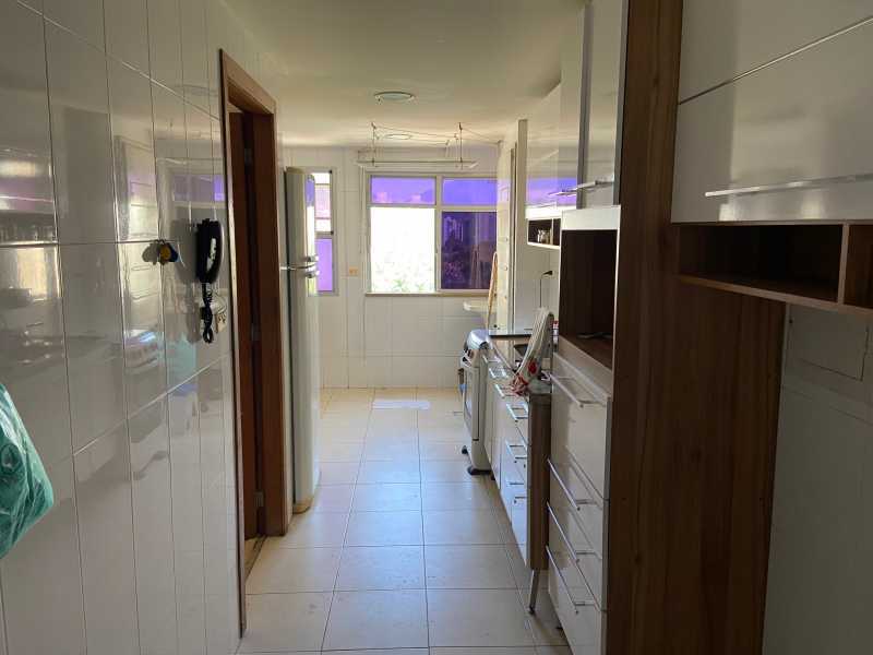 Apartamento à venda com 2 quartos, 91m² - Foto 11