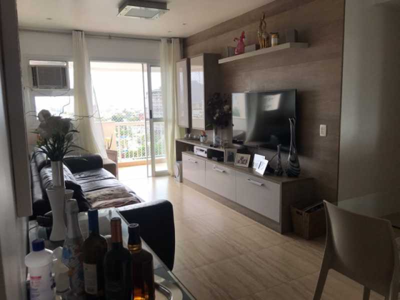 Apartamento à venda com 3 quartos, 84m² - Foto 3