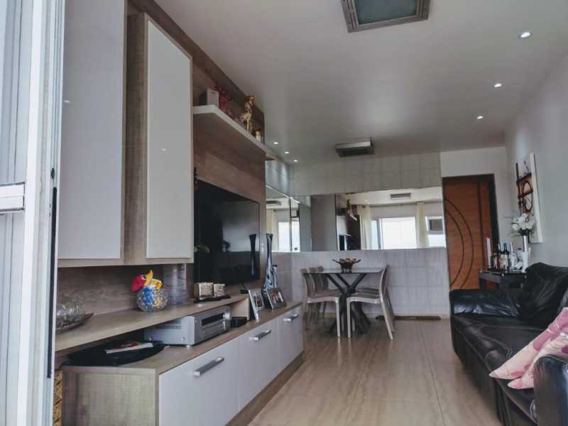 Apartamento à venda com 3 quartos, 84m² - Foto 15