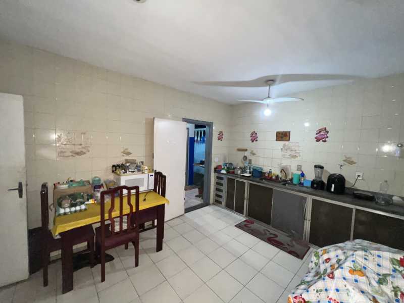 Casa à venda com 3 quartos, 200m² - Foto 19