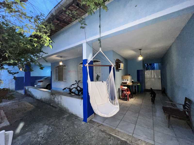 Casa à venda com 3 quartos, 200m² - Foto 27