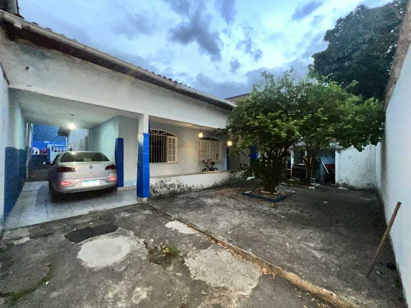 Casa à venda com 3 quartos, 200m² - Foto 30