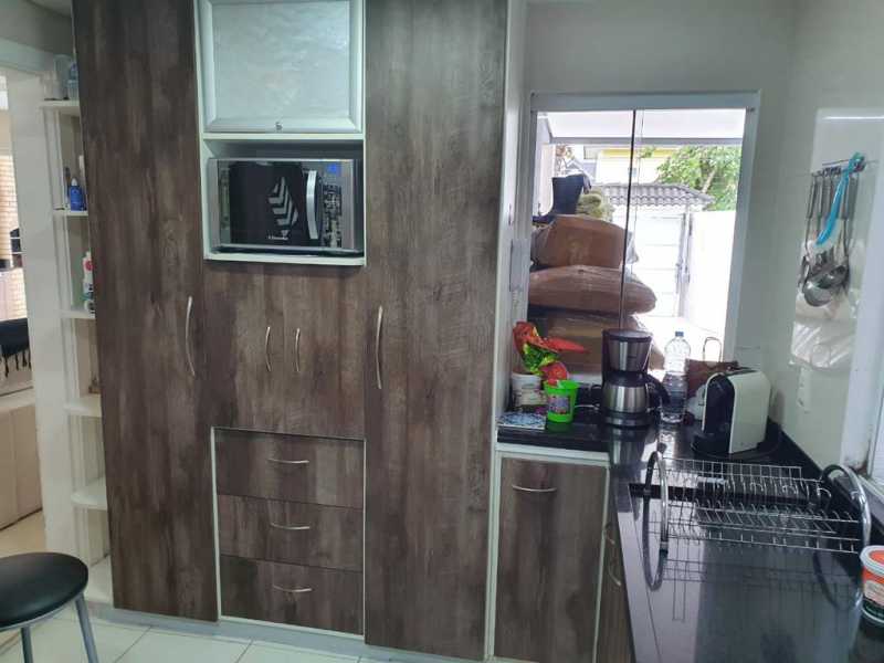 Casa de Condomínio à venda com 3 quartos, 208m² - Foto 14