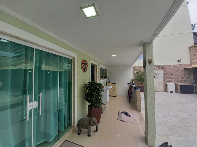 Casa, 4 quartos, 240 m² - Foto 13