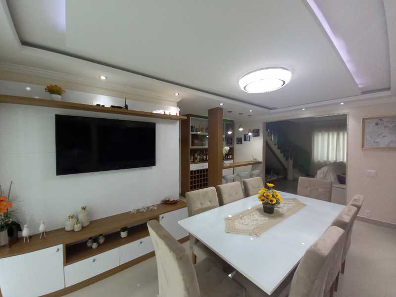 Casa, 4 quartos, 240 m² - Foto 2