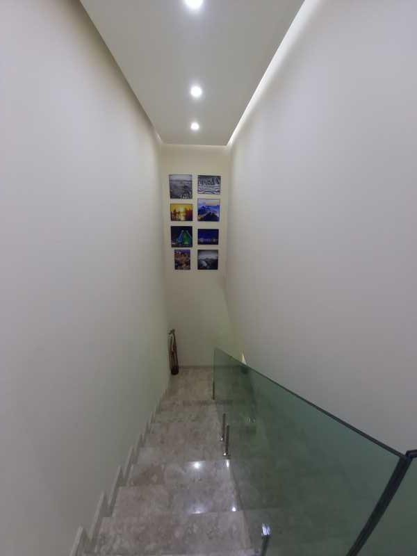 Casa, 4 quartos, 240 m² - Foto 20