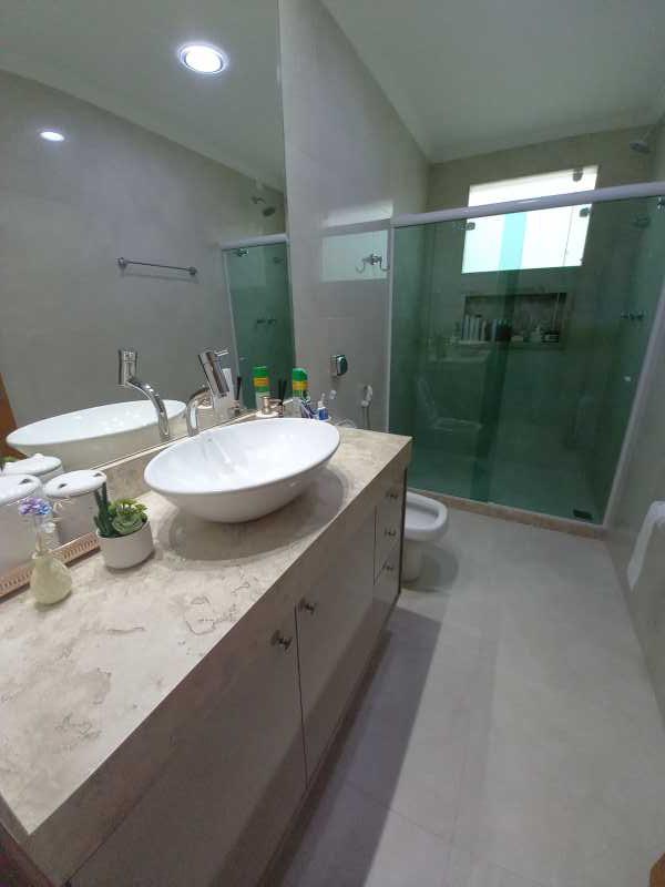 Casa, 4 quartos, 240 m² - Foto 29