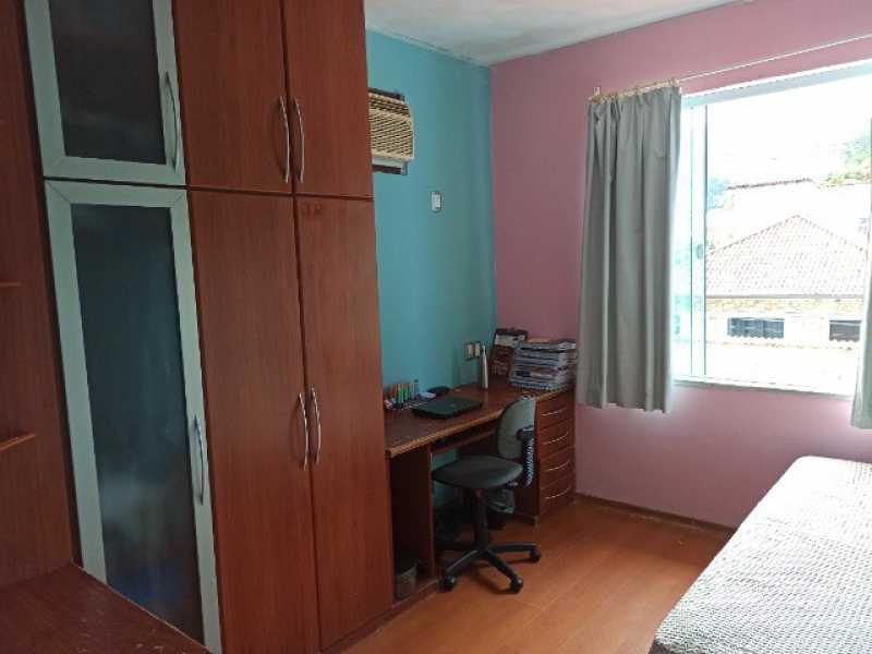 Casa de Condomínio à venda com 4 quartos, 260m² - Foto 18