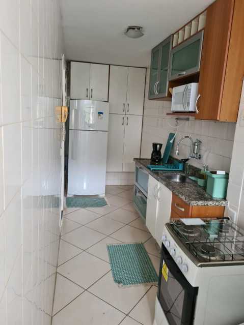 Apartamento à venda com 2 quartos, 60m² - Foto 3