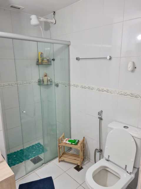 Apartamento à venda com 2 quartos, 60m² - Foto 12