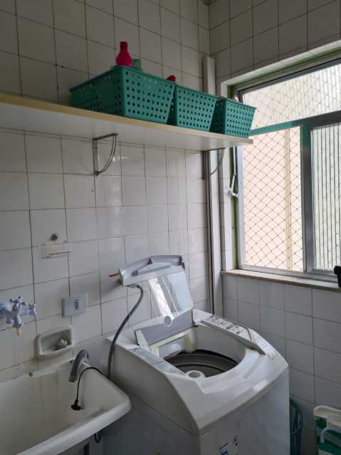 Apartamento à venda com 2 quartos, 60m² - Foto 14