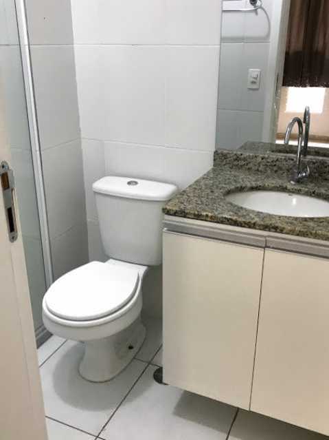 Apartamento à venda com 2 quartos, 65m² - Foto 4