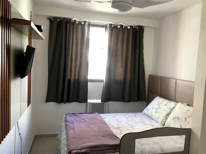 Apartamento à venda com 2 quartos, 65m² - Foto 13