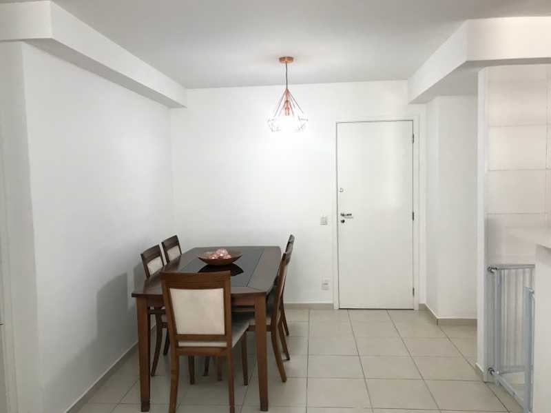 Apartamento à venda com 2 quartos, 65m² - Foto 26