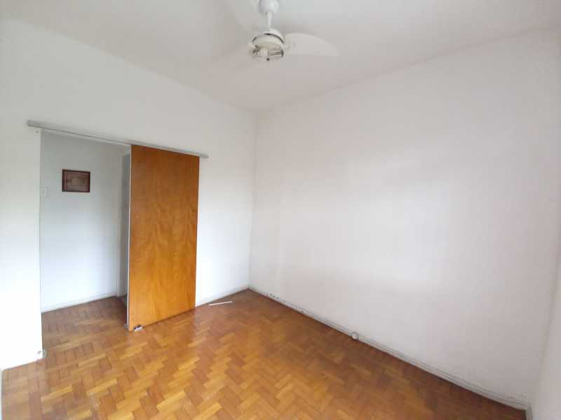 Apartamento à venda com 2 quartos, 60m² - Foto 11