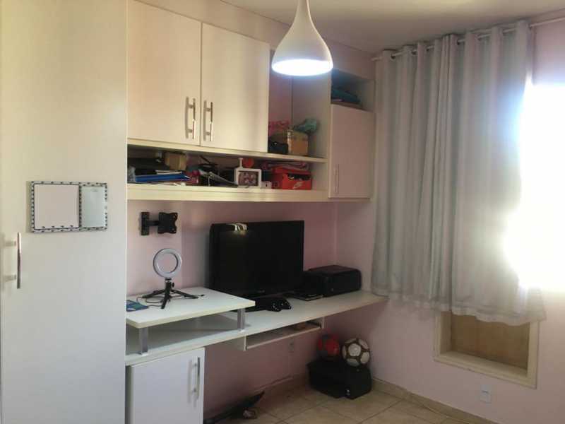 Apartamento à venda com 3 quartos, 72m² - Foto 2