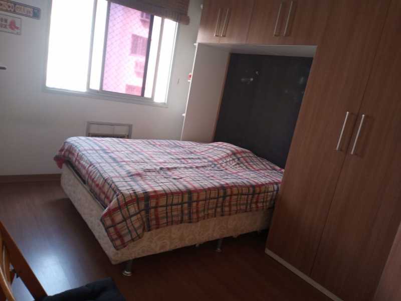 Apartamento à venda com 2 quartos, 67m² - Foto 10