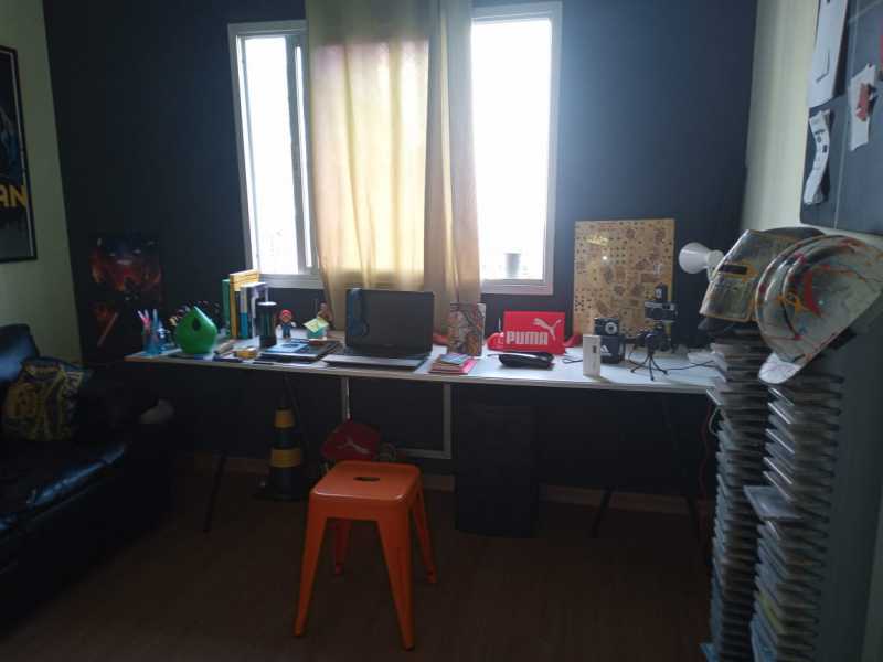 Apartamento à venda com 2 quartos, 67m² - Foto 12