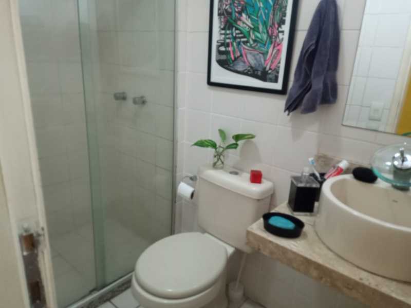 Apartamento à venda com 2 quartos, 67m² - Foto 17