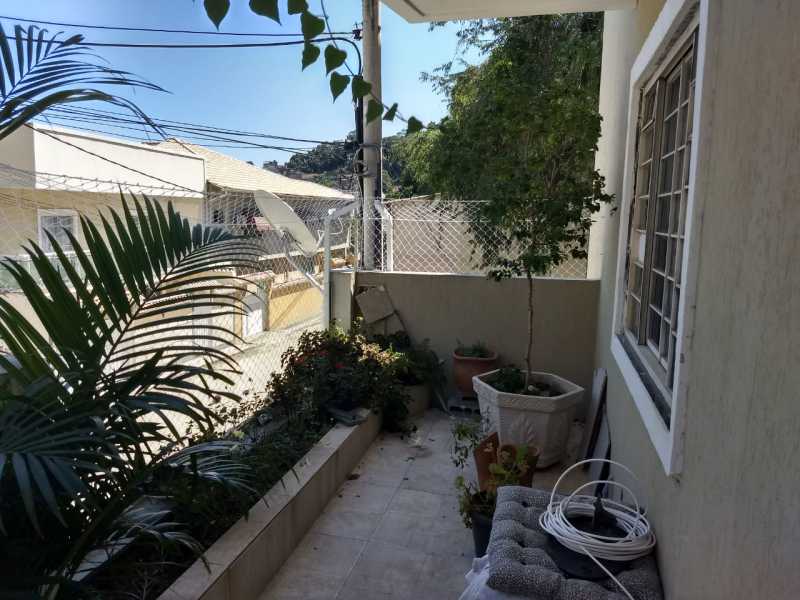 Casa de Condomínio à venda com 3 quartos, 300m² - Foto 18