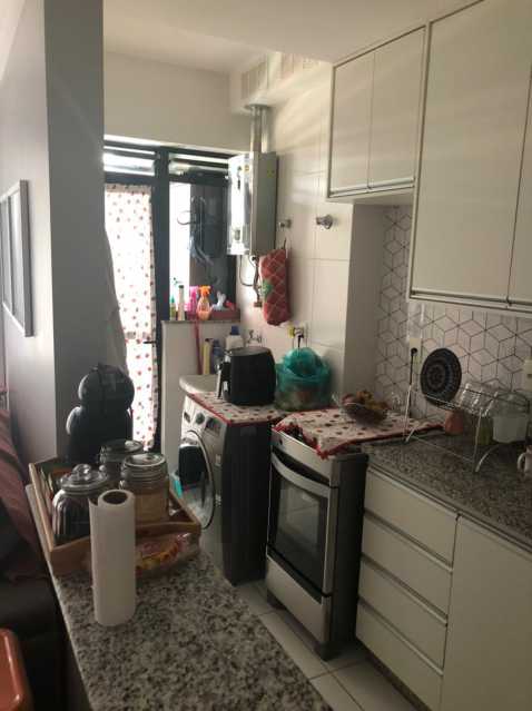 Apartamento à venda com 2 quartos, 60m² - Foto 14