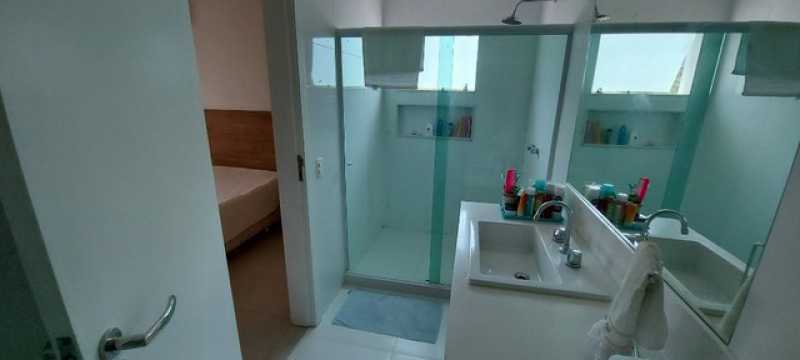 Casa de Condomínio à venda com 4 quartos, 365m² - Foto 14