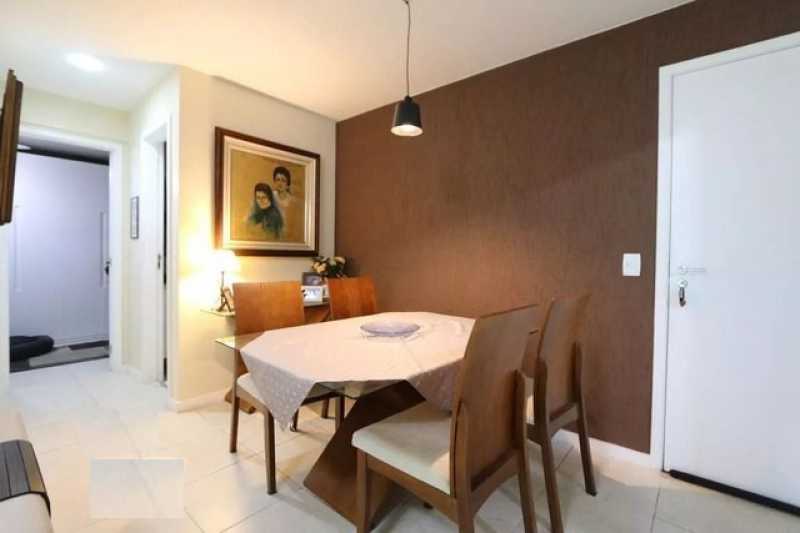 Apartamento à venda com 2 quartos, 60m² - Foto 5