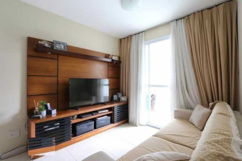 Apartamento à venda com 2 quartos, 60m² - Foto 14