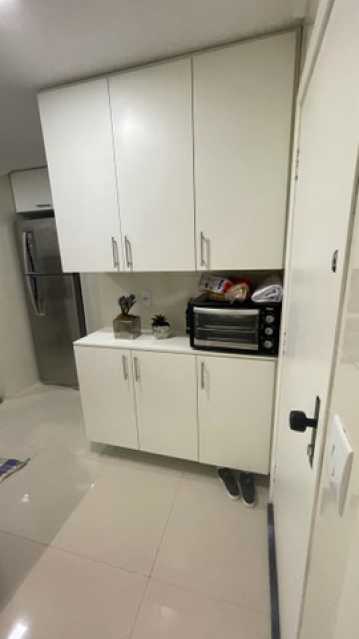 Apartamento à venda com 3 quartos, 98m² - Foto 12