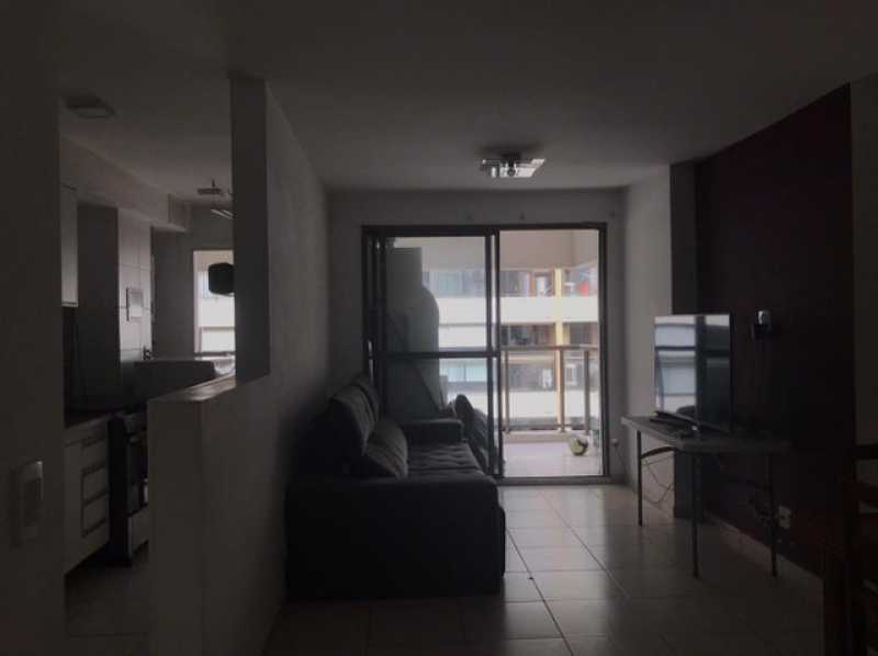 Apartamento à venda com 3 quartos, 85m² - Foto 8