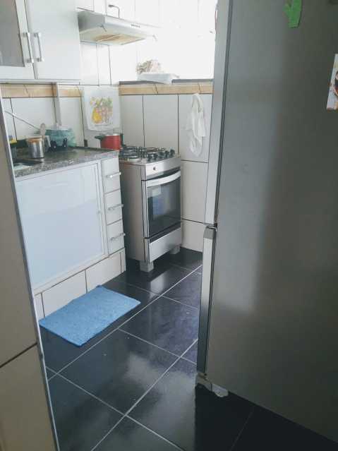 Apartamento à venda com 2 quartos, 62m² - Foto 3