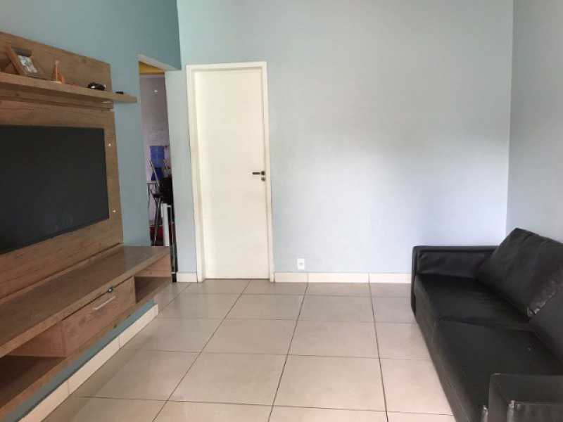 Apartamento à venda com 2 quartos, 80m² - Foto 7