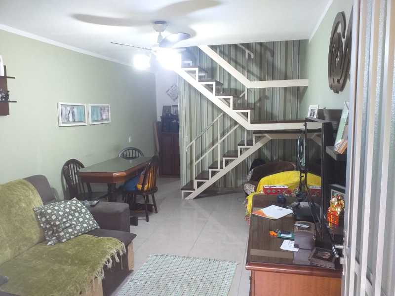 Casa de Condomínio à venda com 3 quartos, 101m² - Foto 3